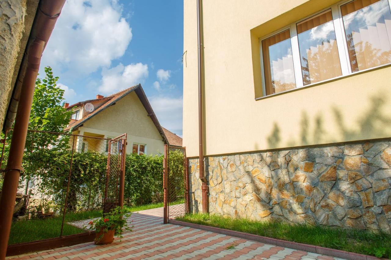 Barok Appart Brasov Luaran gambar