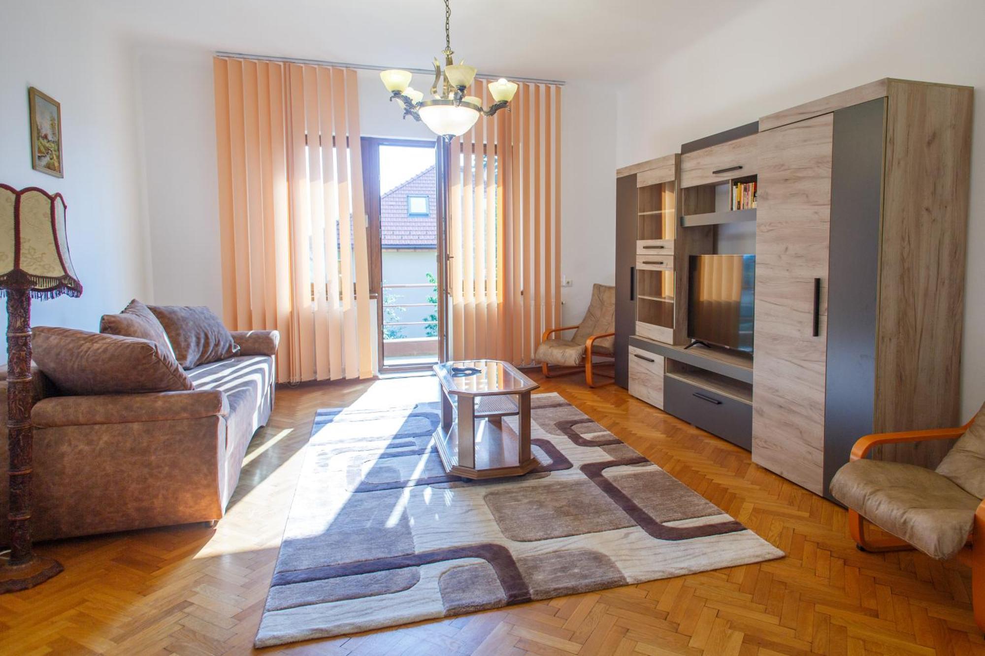 Barok Appart Brasov Luaran gambar